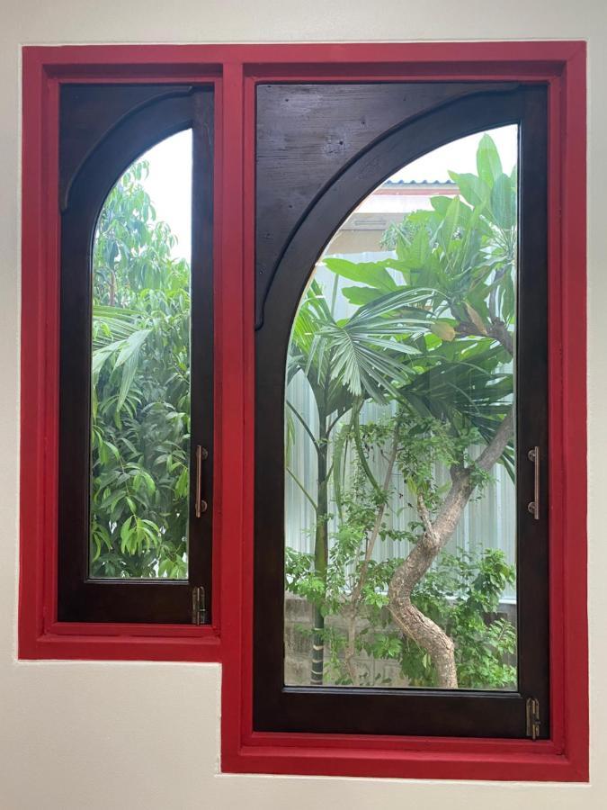 Dream House Lodge Sukhothai Esterno foto